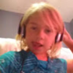 Meet your Posher, Stella